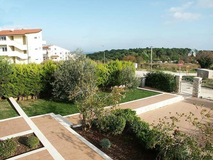 Apartments Villa Fernetich Premantura Exteriér fotografie